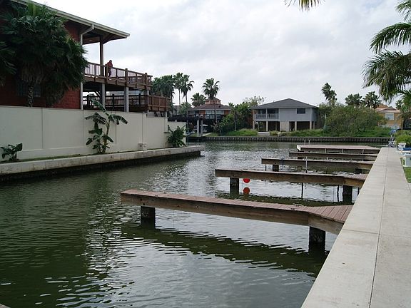 5th image of 5909 Padre Blvd #404