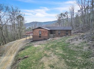7923 Poor Mountain Rd, Bent Mountain, VA 24059