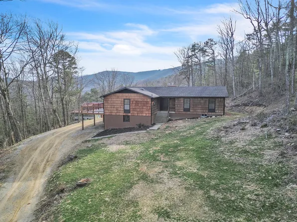 7923 Poor Mountain Rd, Bent Mountain, VA 24059
