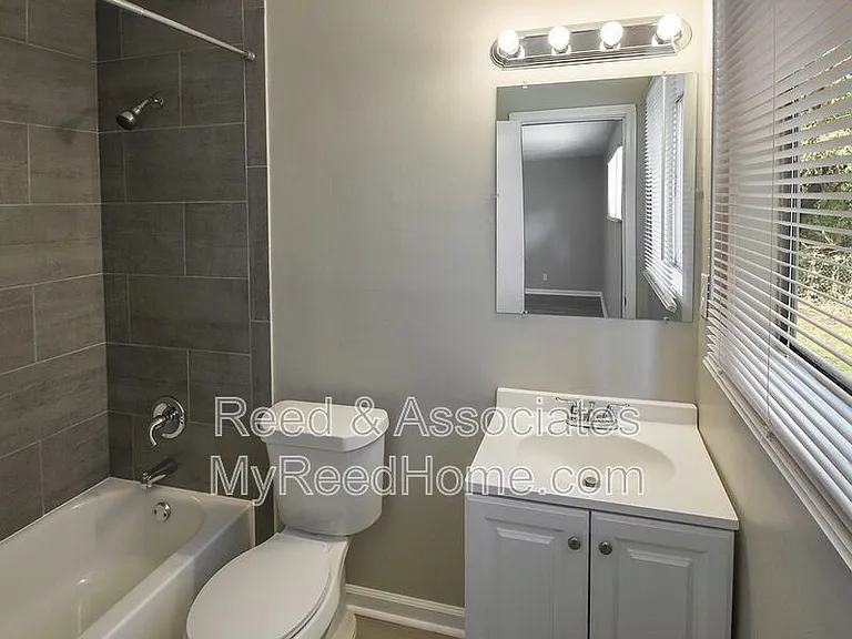 3716 Dorado Ave — Photo 12