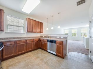 2 Paulina Pl, Somerset, NJ 08873