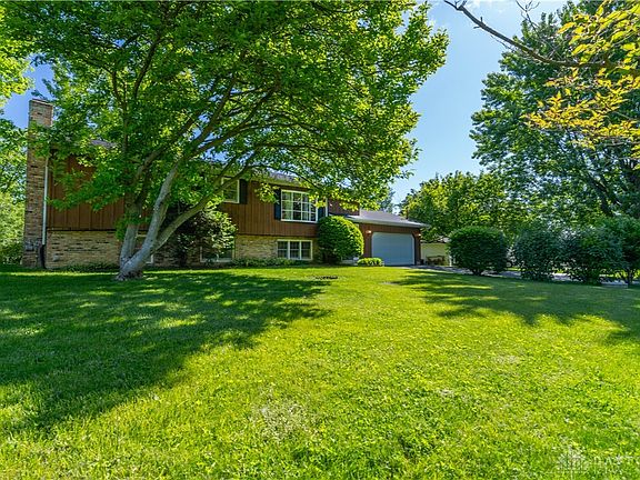 5th image of 657 White Oak Dr