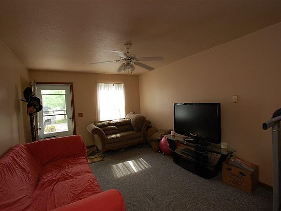 5th image of 260 N Burgess St