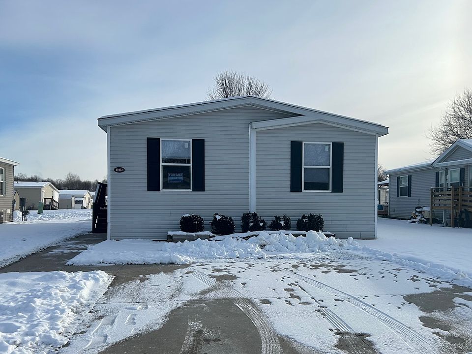 1st image of 11042 Aspen Ln #67