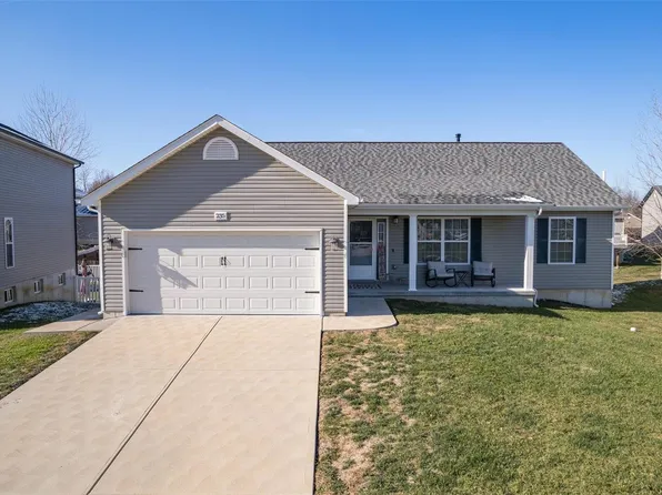235 Living Water Ct, Pevely, MO 63070