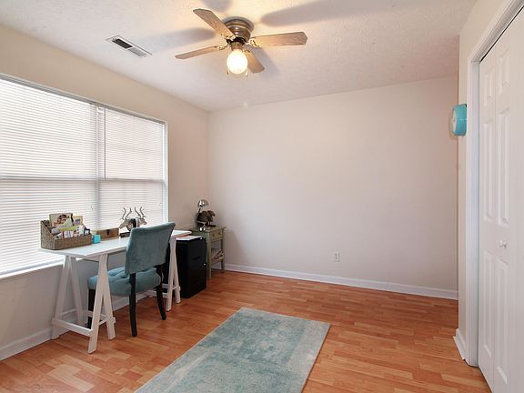 3rd image of 4008 Darwin Way