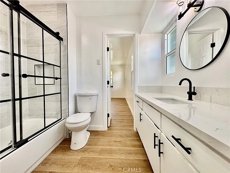 910 Acacia Ave — Photo 14