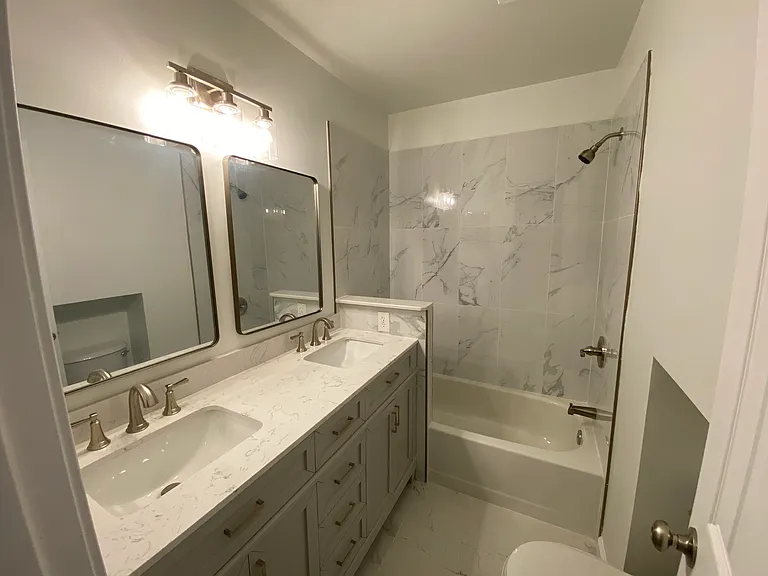 10523 Cedar Creek Dr — Photo 7