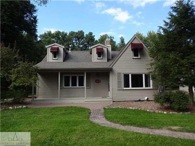 328 Newman Rd, Okemos, MI, 48864