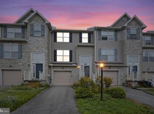 1327 Wanda Dr, Hanover, PA 17331