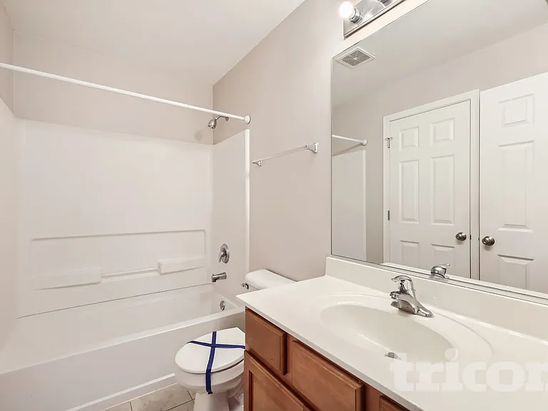 8007 Shady Oak Rd — Photo 15