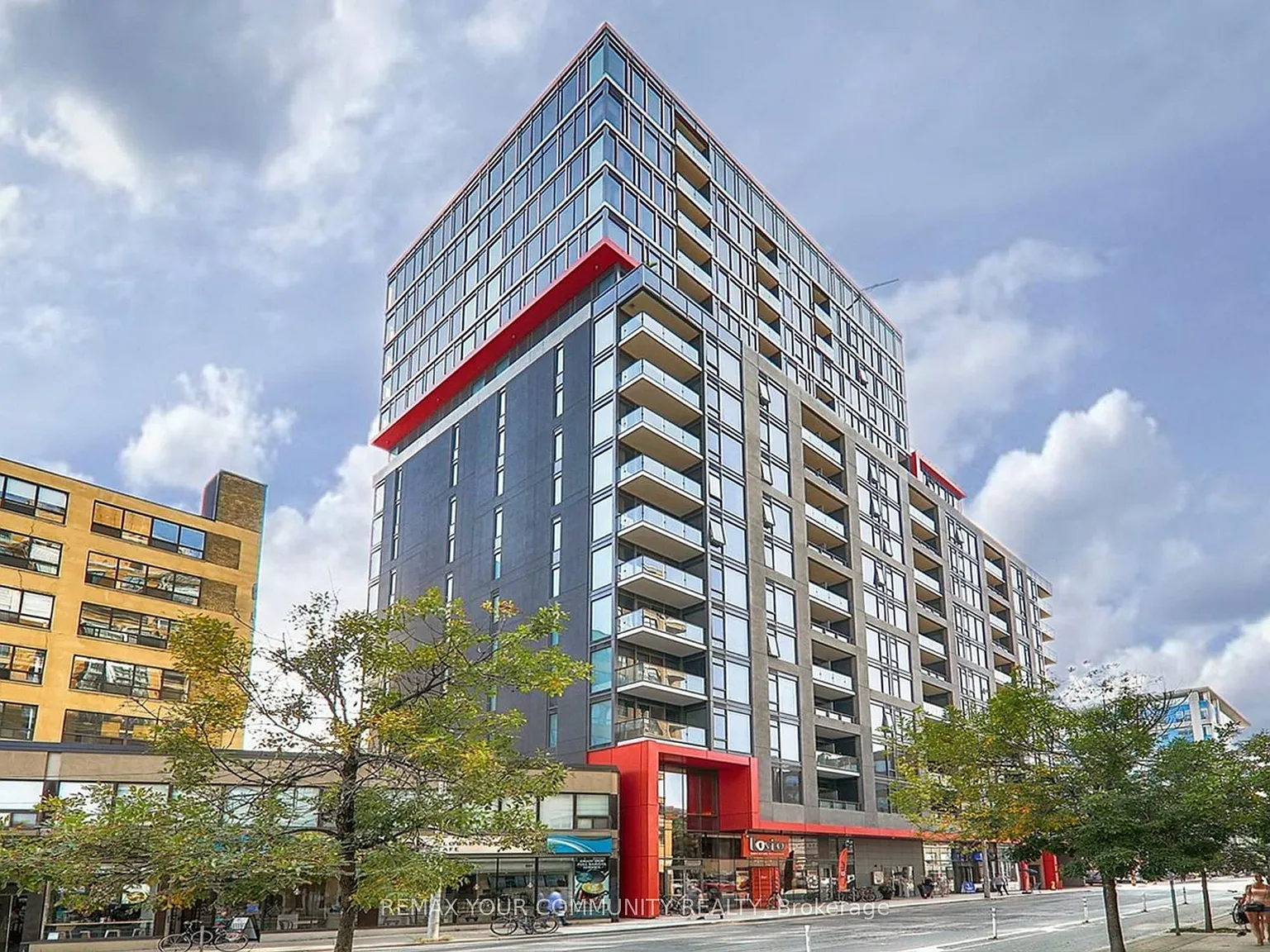 2 bed, $2,450 — Photo 1