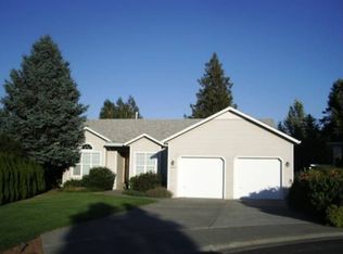 1053 Quail Ct, Hood River, OR 97031