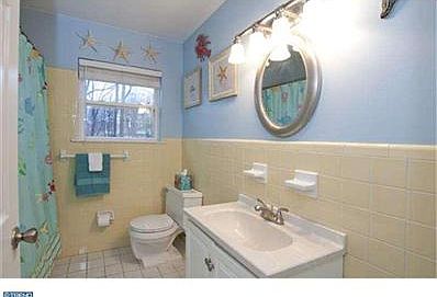 1st image of 2719 Marklyn Dr