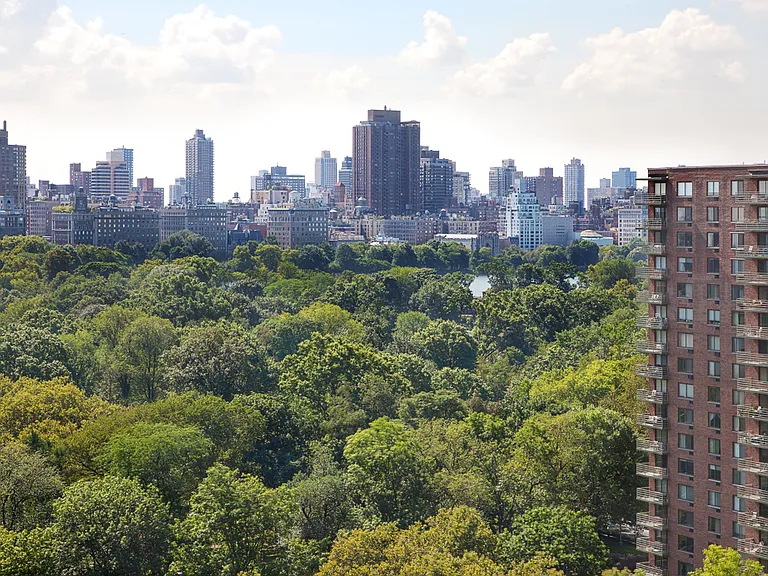 392 Central Park W #20Y — Photo 3