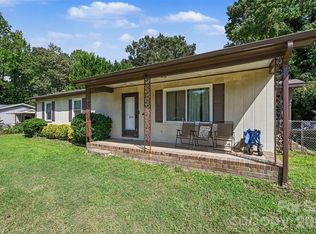 808 E Chestnut St, Stanley, NC 28164