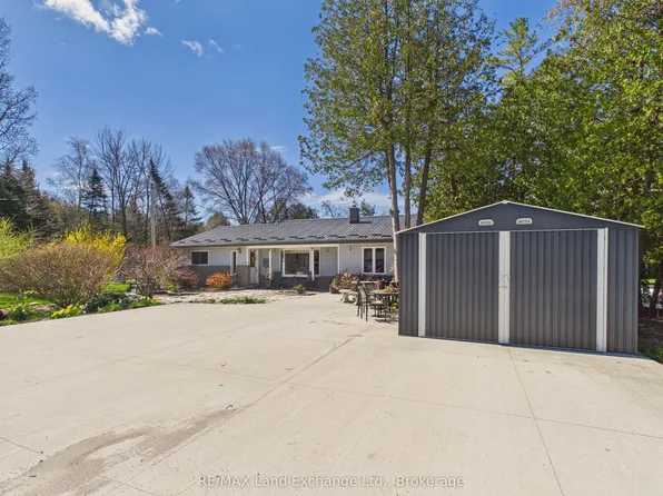 15 N Cedar Ln, Kincardine, ON N2Z 1B4