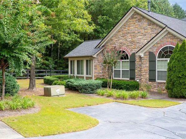 5208 Stone Village Cir NW, Kennesaw, GA 30152
