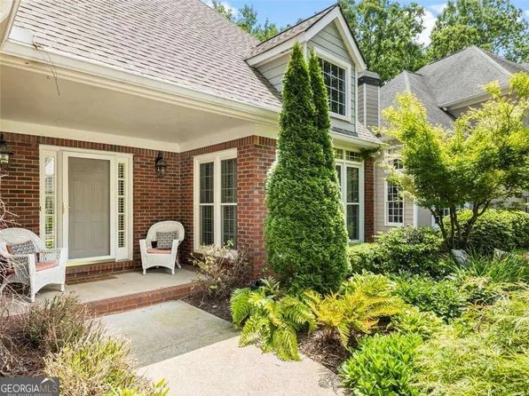 5075 Harbour Ridge Dr, Alpharetta, GA 30005