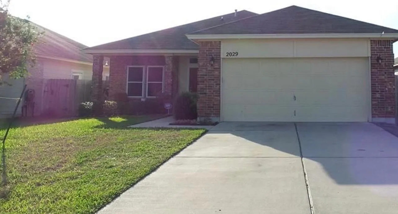 2029 Beckworth Trl — Photo 1