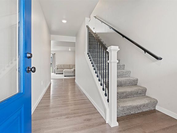 3rd image of 792 River Bend Ln