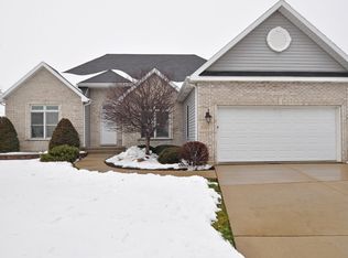 587 Walnut Ct, Antioch, IL 60002