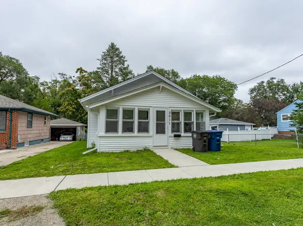 3011 Bowdoin St, Des Moines, IA 50313