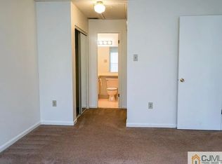 77 Goodwin Dr #77, North Brunswick, NJ