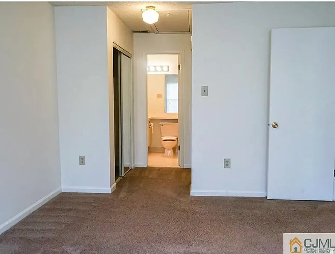 77 Goodwin Dr #77 photo 1