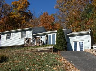 151 Woodridge Cir, Shermans Dale, PA 17090