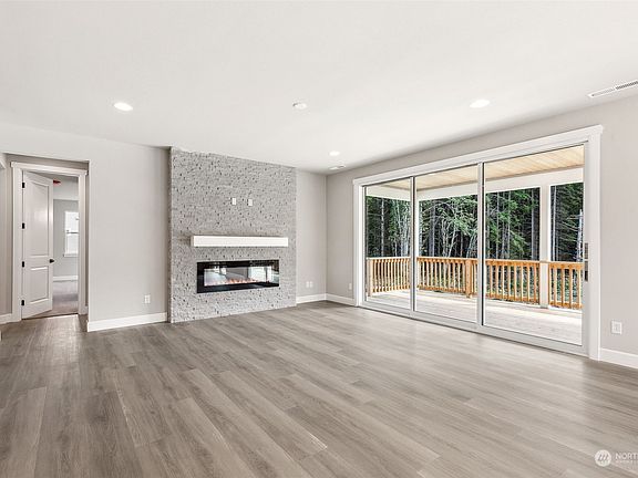 4th image of 10203 135th (Lot 24) Avenue NE