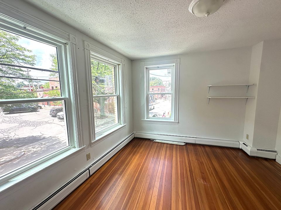 Front Bedroom