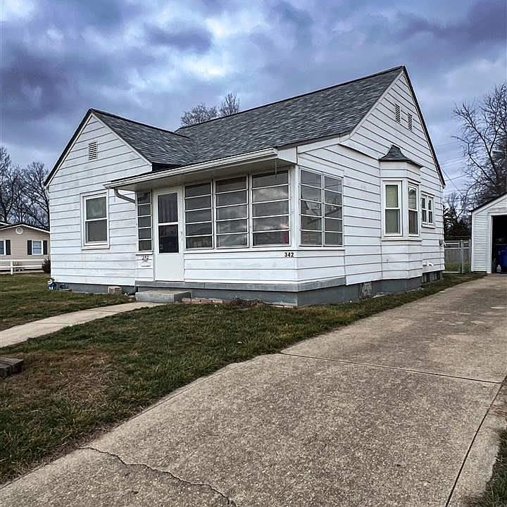 1st image of 342 W Indiana Ave