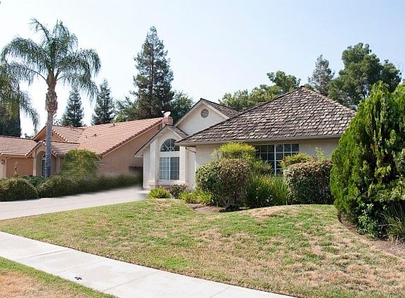 4th image of 4924 W Leighson Ave
