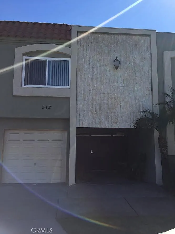 1 bed, 600 sqft, $2,500 — Photo 2