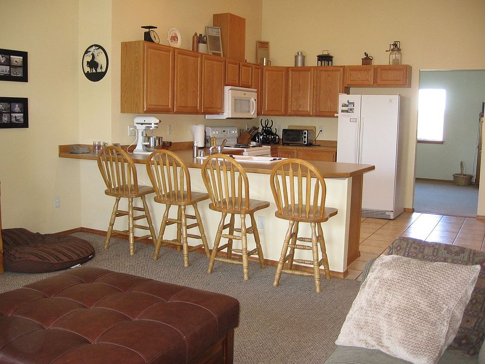2nd image of 1220 Road 60