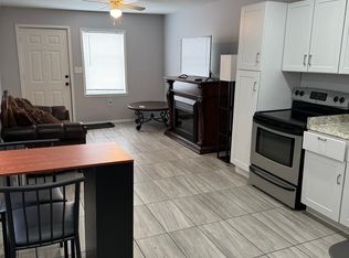 207 W 9th St #2, Cheyenne, WY 82007