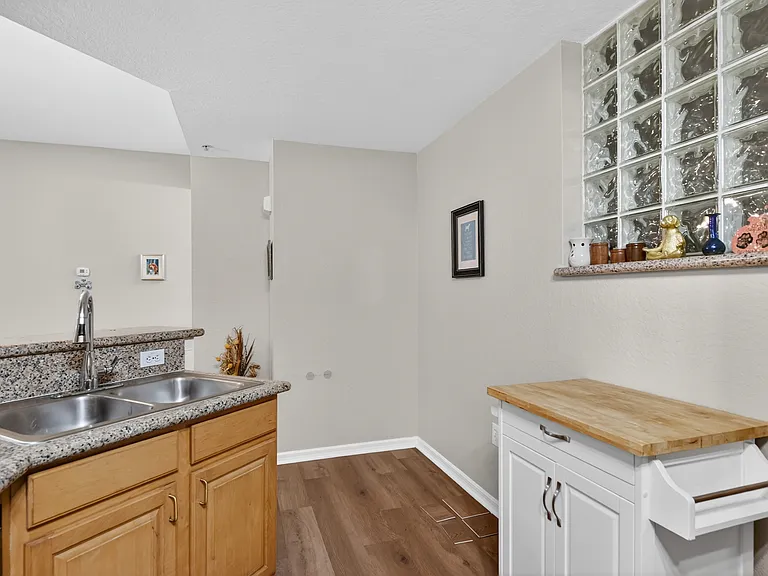 12505 McGregor Blvd #113 — Photo 9