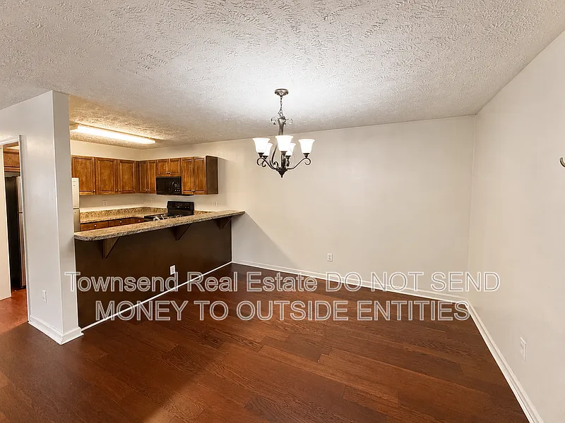 2 bed, 2.0 bath, 1200 sqft, $1,345 — Photo 4