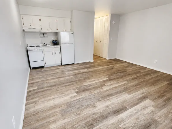 19 Plex Merrill, 1601 E 10th St APT 206, Merrill, WI 54452