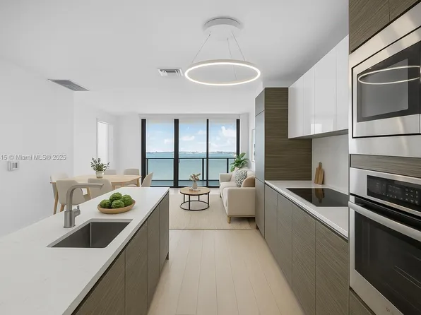 460 NE 28th St APT 903, Miami, FL 33137