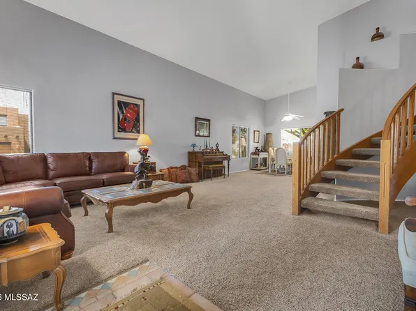 11055 E Blue Grama Dr, Tucson, AZ 85748