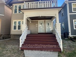 3025 N 6th St, Milwaukee, WI 53212