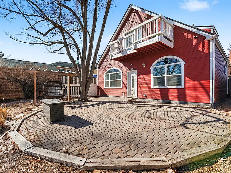 1058 Jasmine St — Photo 24