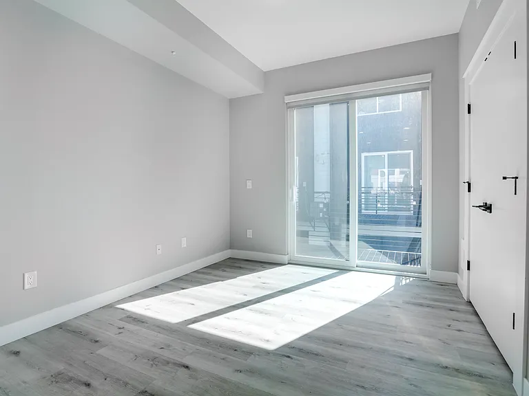4925 W 10th Ave #113 — Photo 33