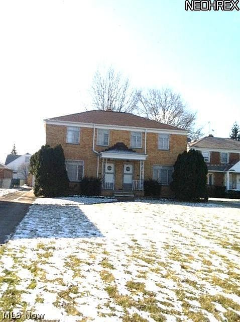 1st image of 25650-25660 Lake Shore Blvd