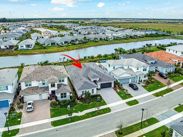 12272 Waterstone Cir — Photo 39