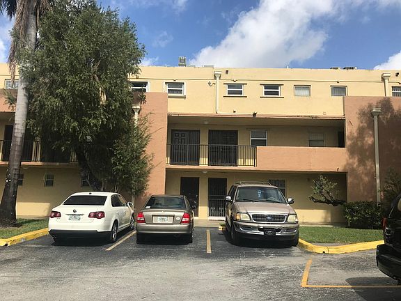 3rd image of 210 NW 87th Ave APT L222