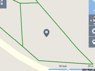 Crawford Rd, Rotterdam, NY 12306