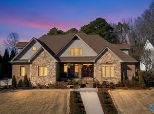 5540 Grist Mill Ln, Guntersville, AL 35976